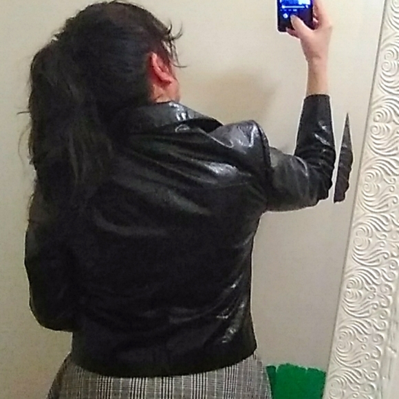 Genuine Leather Euro-Style Moto Jacket - Picture 7 of 16